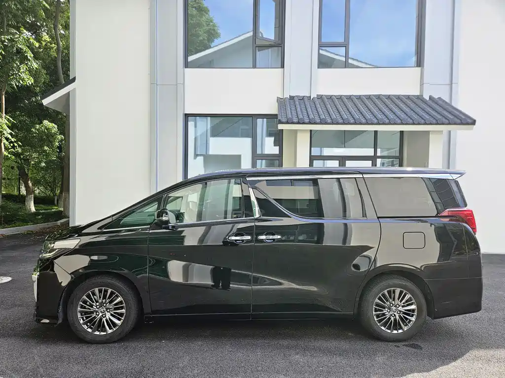 Toyota Vellfire 2020 — фото 6