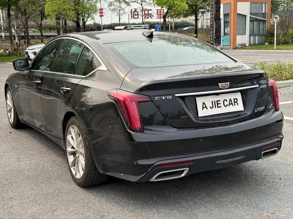 Cadillac CT5 2022 — фото 14