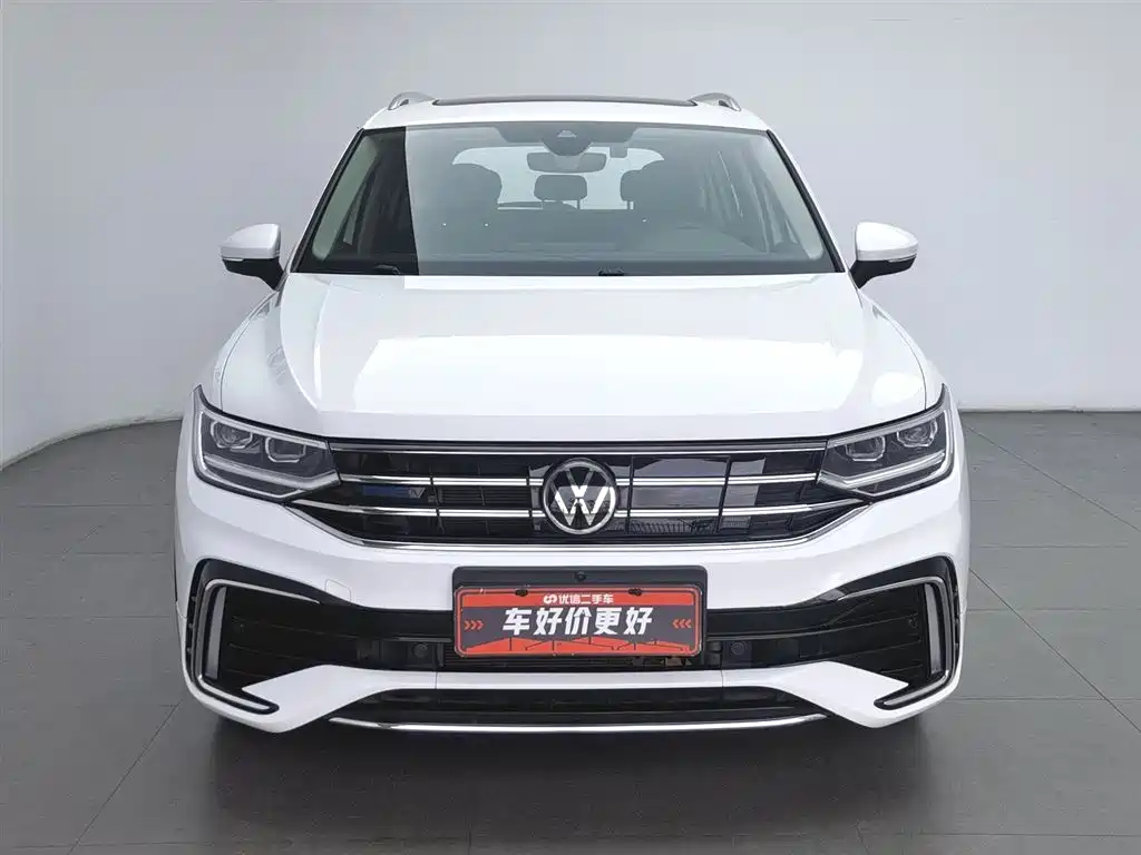 Volkswagen Tiguan L PHEV 2023