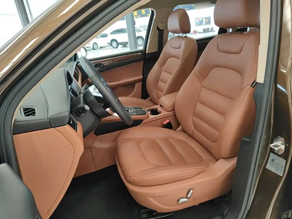 Zotye SR9 2018 — фото 15