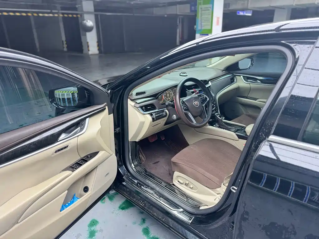 Cadillac XTS 2015 — фото 4