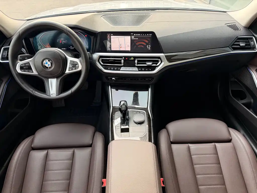 BMW 3 Series 2021 — фото 16