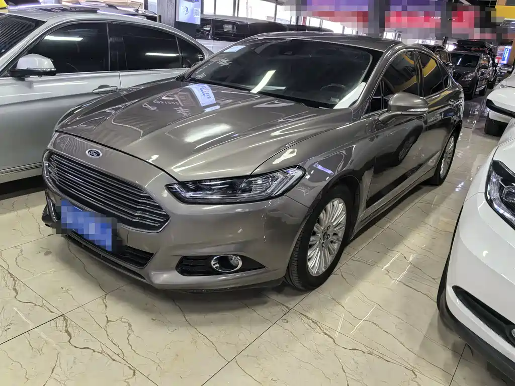 Ford Mondeo 2014 — фото 1