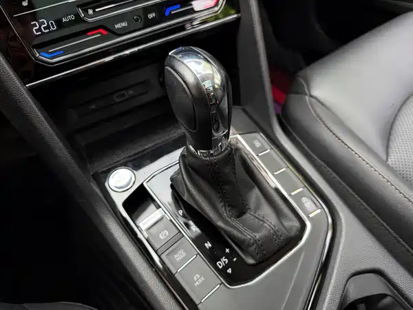 Volkswagen Tharu 2020