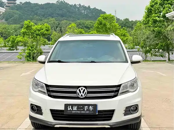 Volkswagen Tiguan 2012