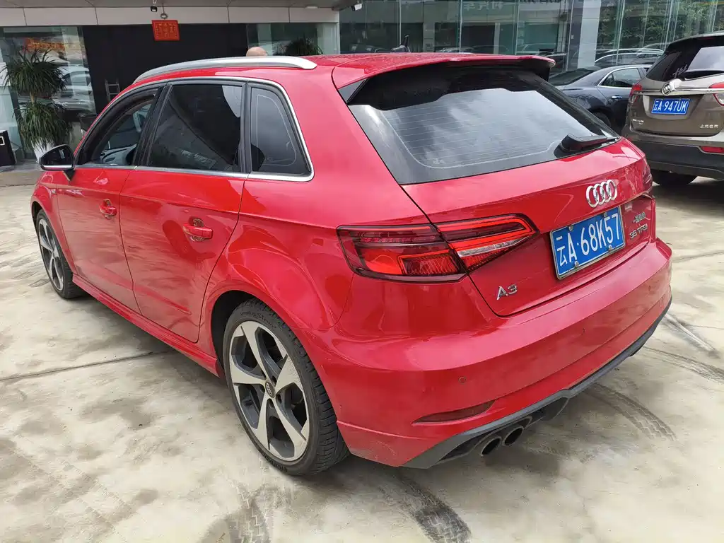 Audi A3 2019 — фото 17