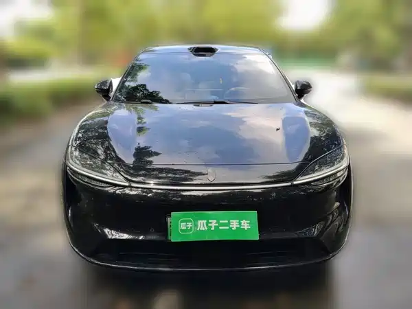 Luxeed R7 2026