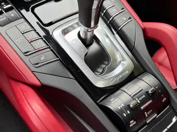 Porsche Cayenne 2014