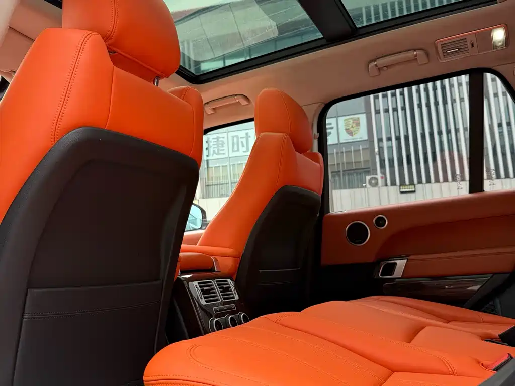 Land Rover Range Rover 2018 — фото 12