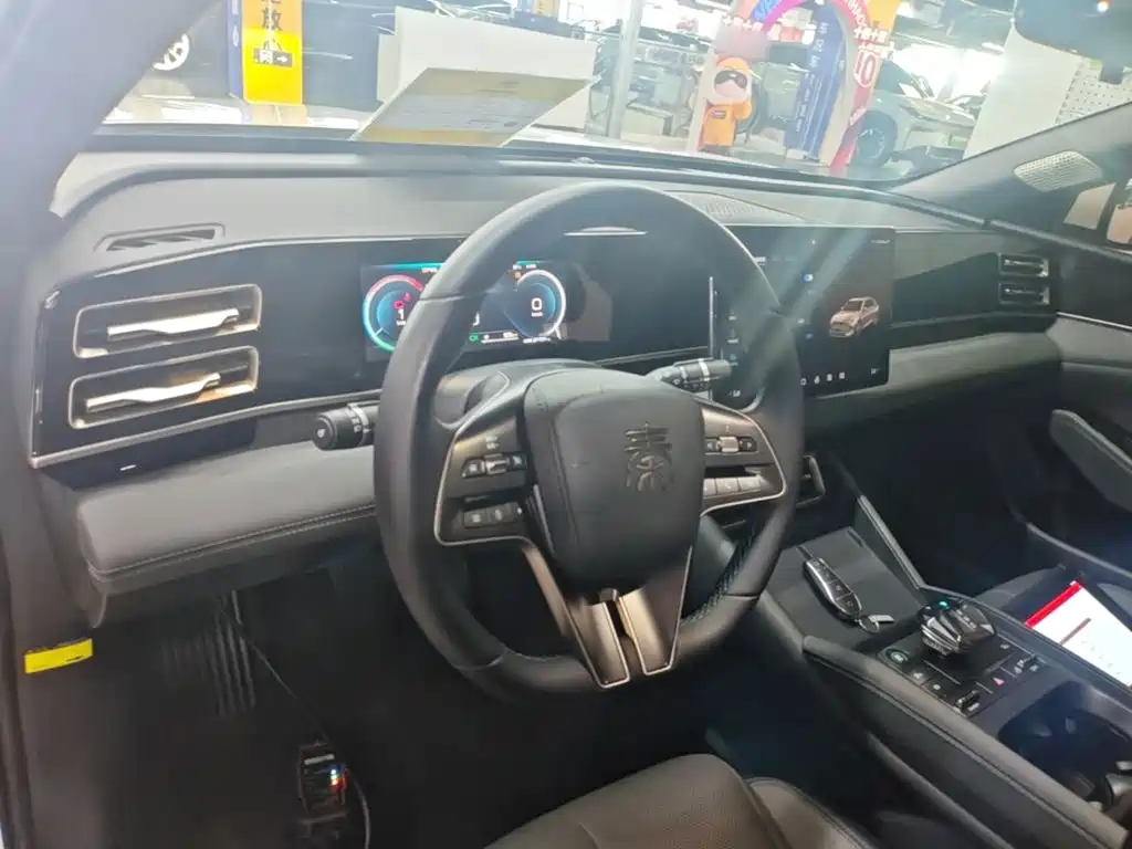 BYD Qin L 2025 — фото 10