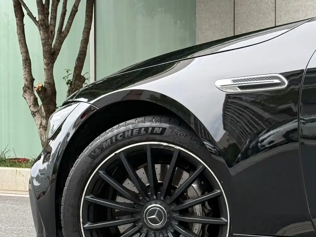 Mercedes-Benz AMG GT 2019 — фото 6