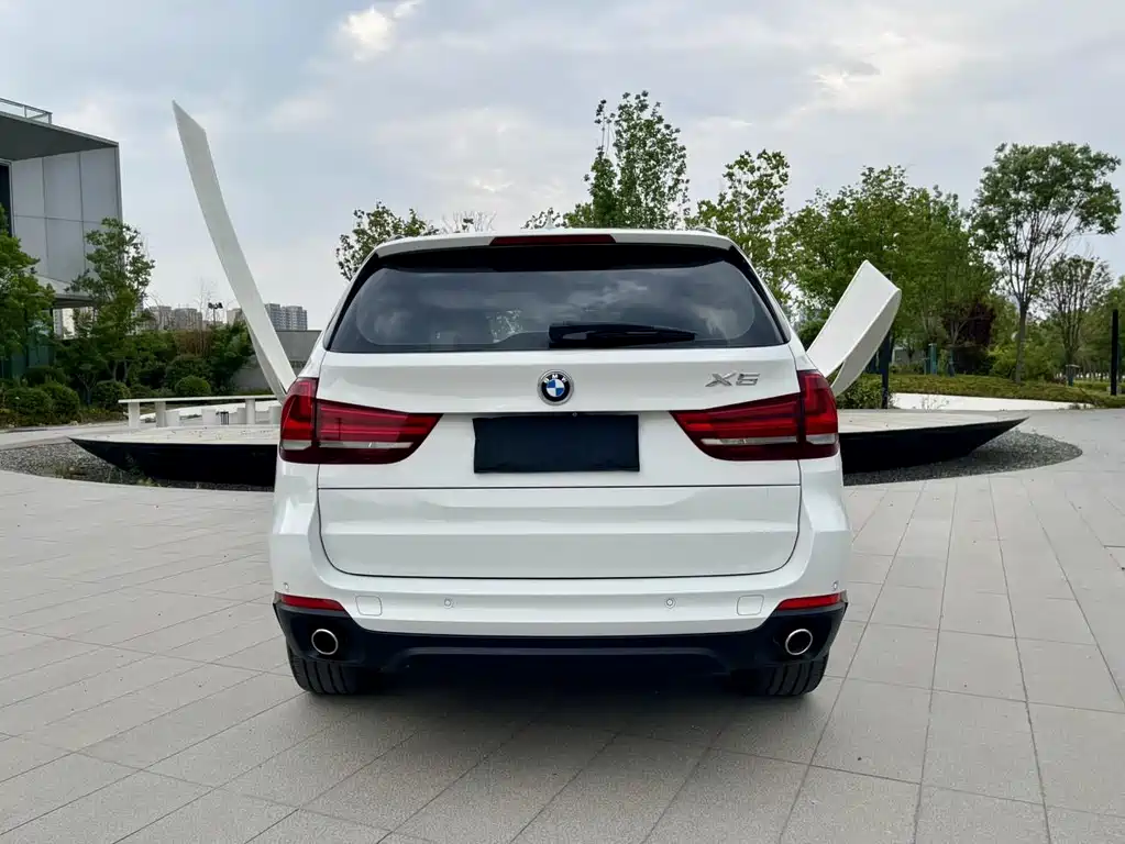 BMW X5 2015 — фото 19