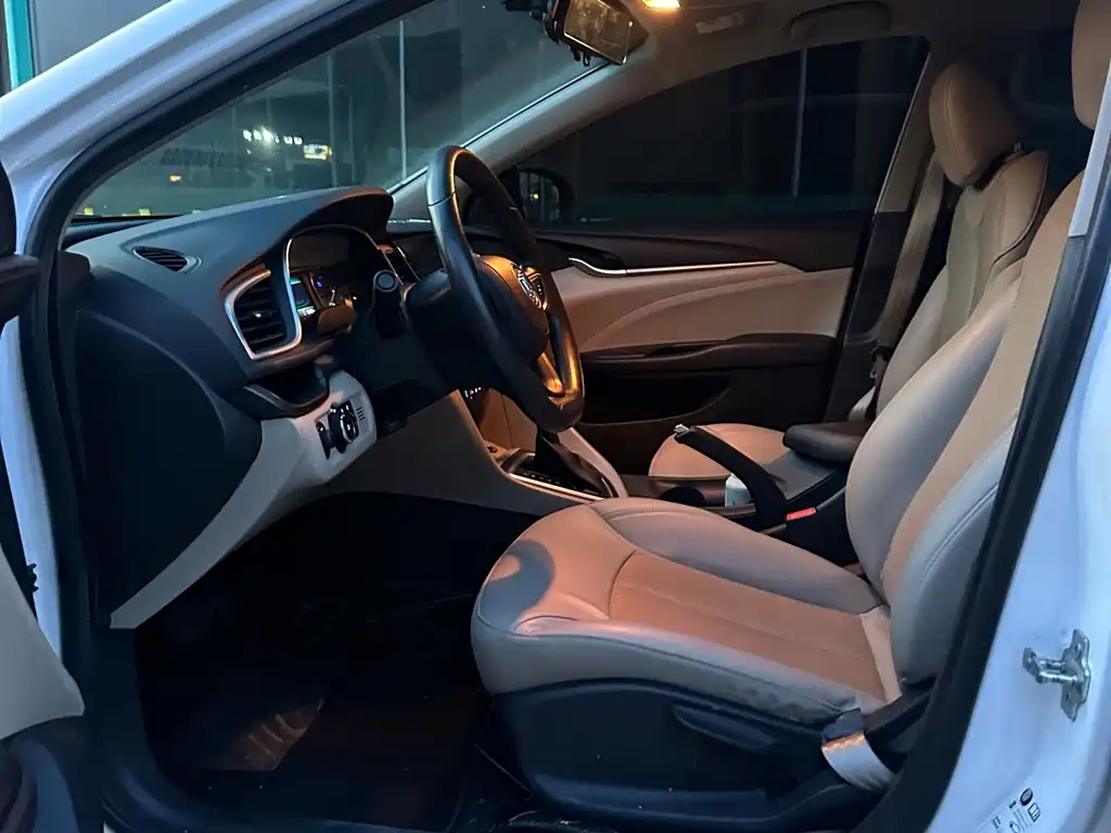 Buick Excelle 2016