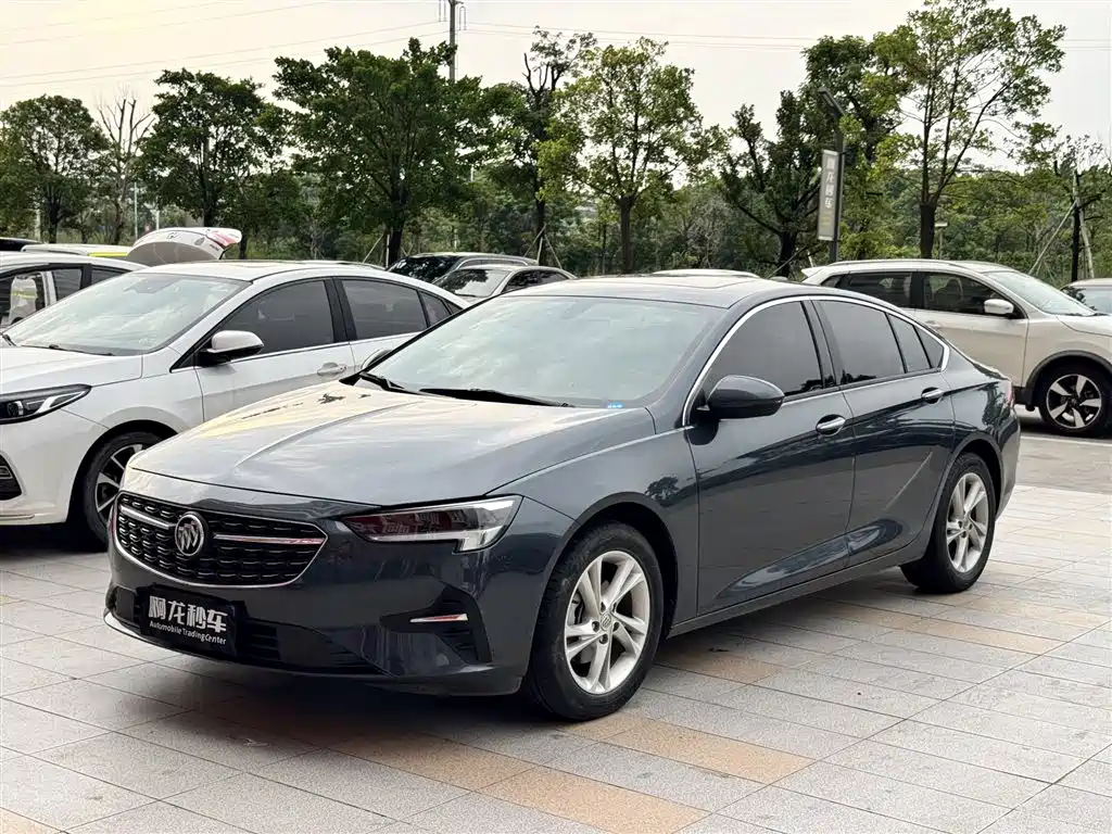 Buick Regal 2021 — фото 1