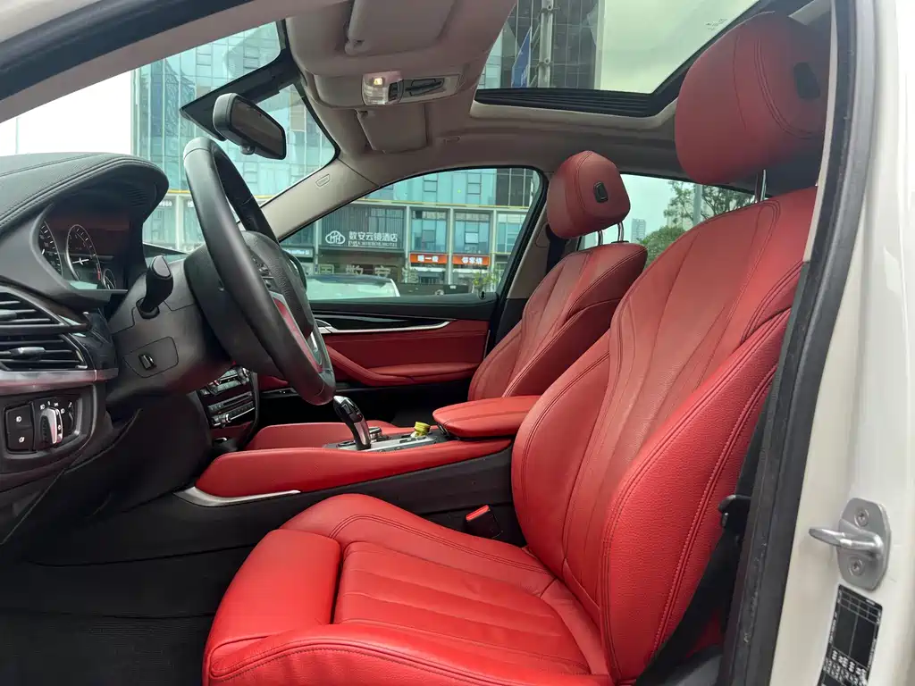 BMW X6 2016 — фото 11