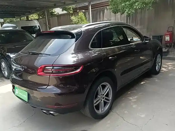 Porsche Macan 2016