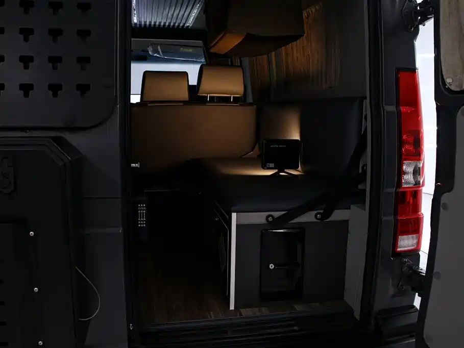IVECO Daily 2025 — фото 17