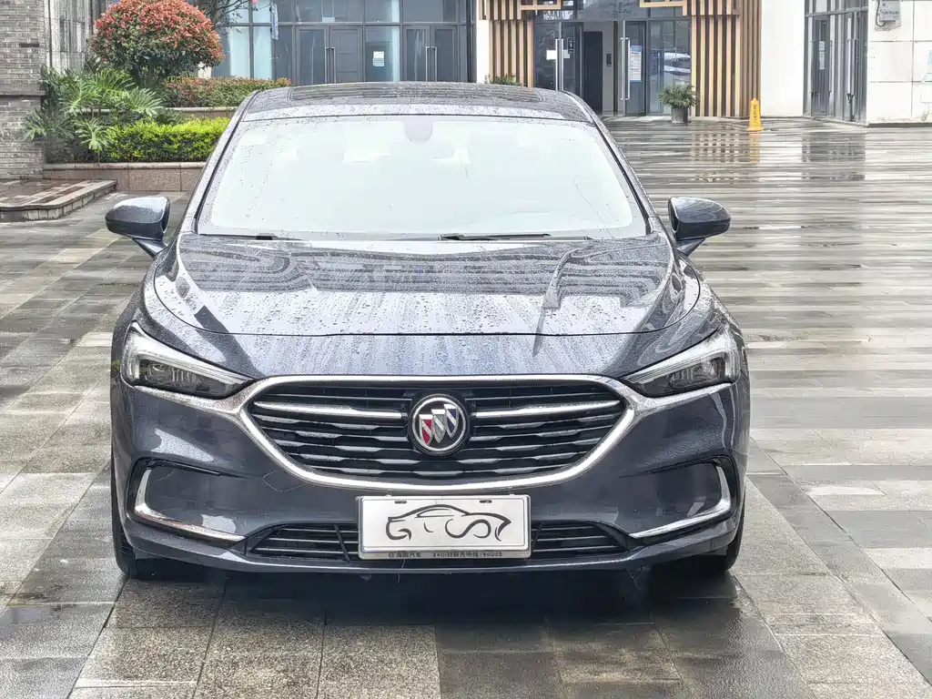 Buick LaCrosse 2019 — фото 2