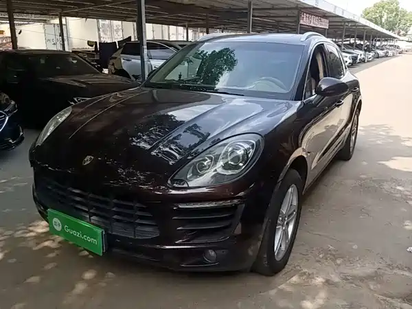 Porsche Macan 2016