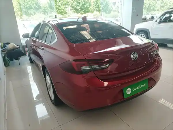 Buick Regal 2018