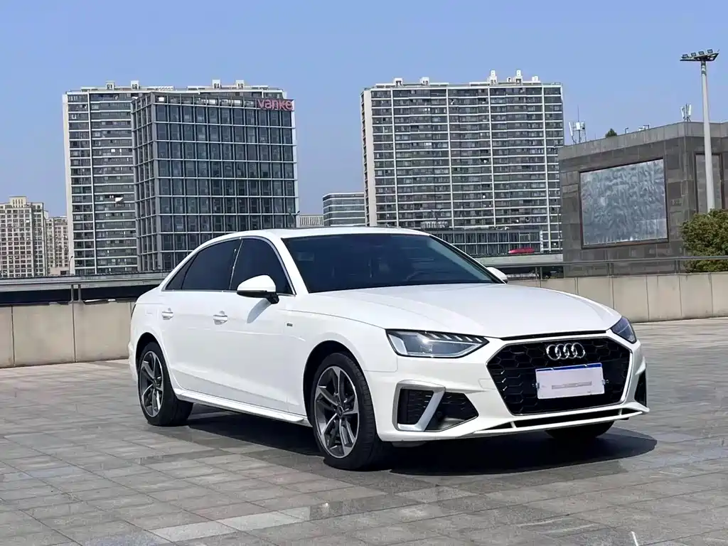 Audi A4L 2023 — фото 3