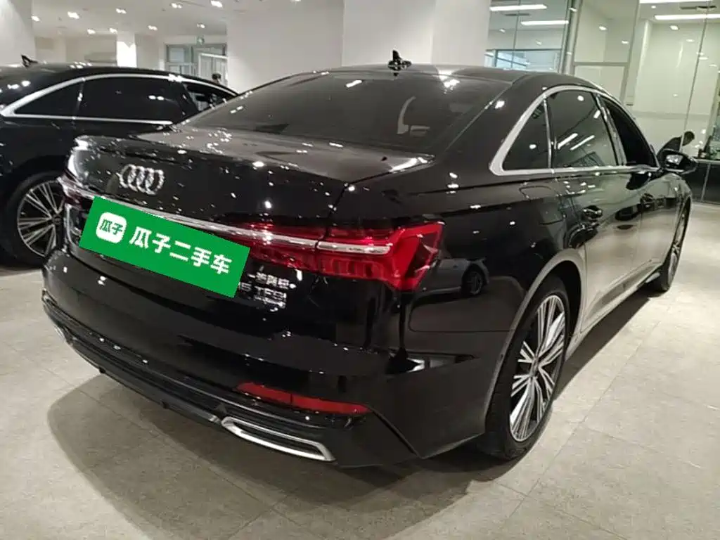 Audi A6L 2022