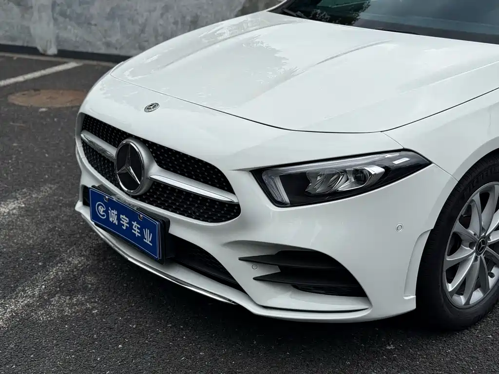 Mercedes-Benz A-Class 2021 — фото 18