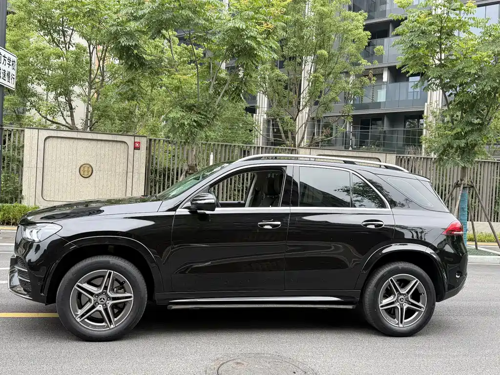 Mercedes-Benz GLE 2021 — фото 15