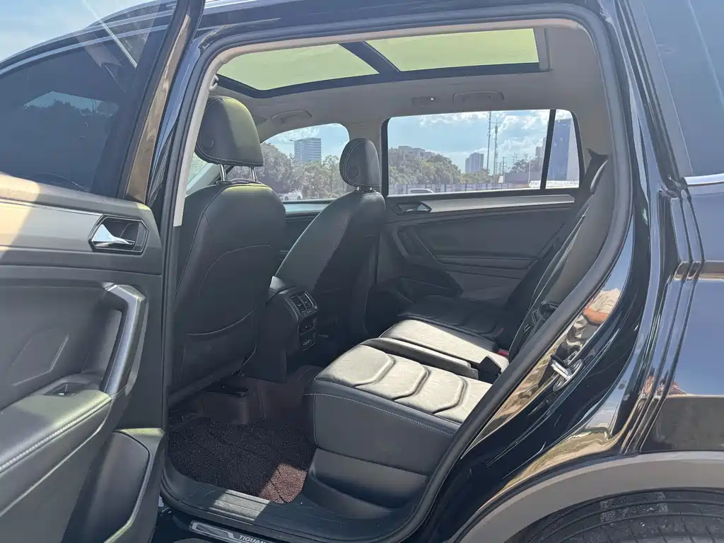 Volkswagen Tiguan L 2020