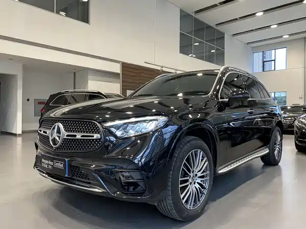 Mercedes-Benz GLC 2023