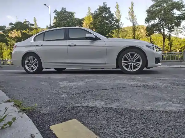 BMW 3 Series 2017
