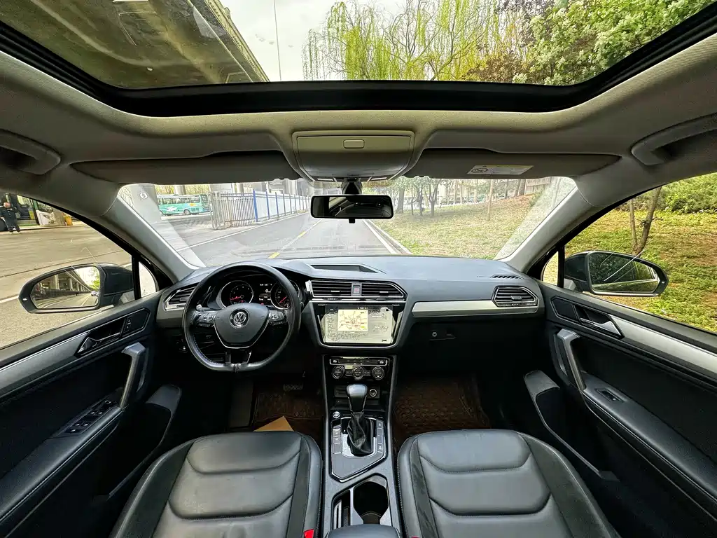 Volkswagen Tiguan L 2020 — фото 17