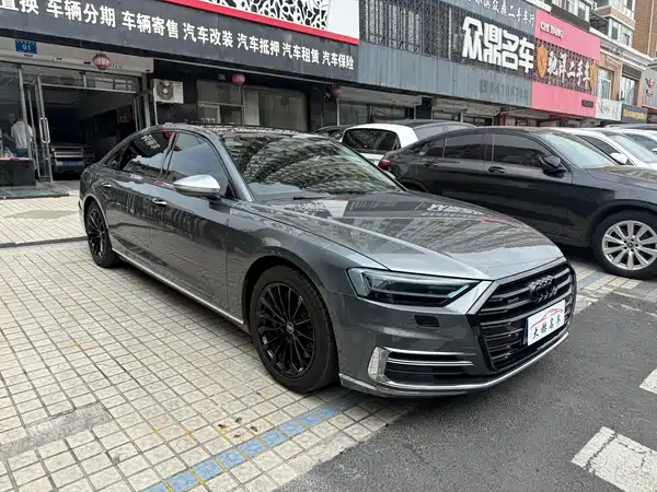 Audi A8 2018