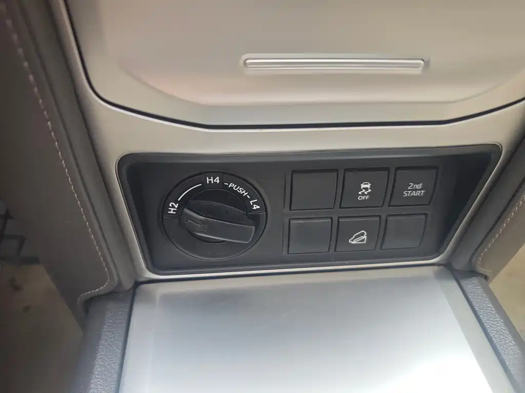 Toyota Prado 2019 — фото 16