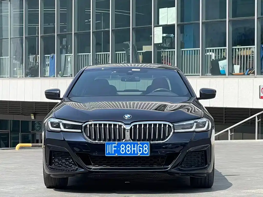 BMW 5 Series 2023