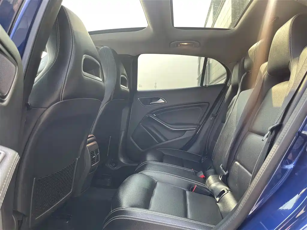 Mercedes-Benz GLA 2019 — фото 17