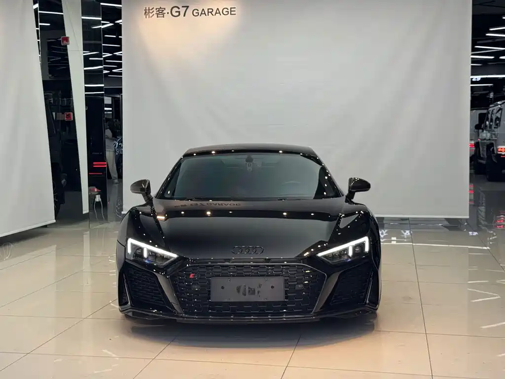 Audi R8 2023 — фото 3