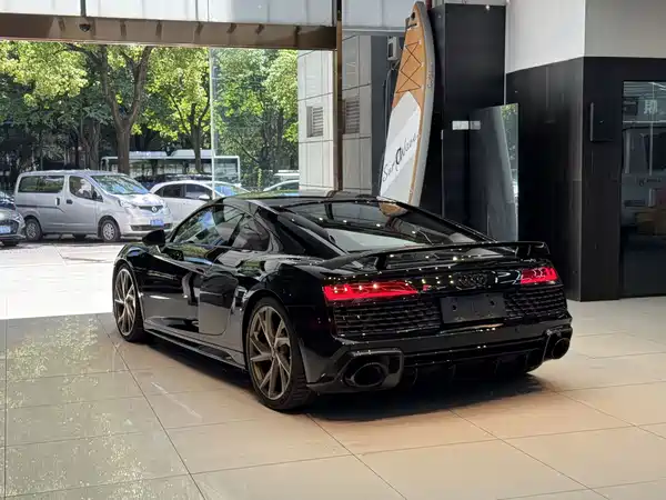 Audi R8 2023