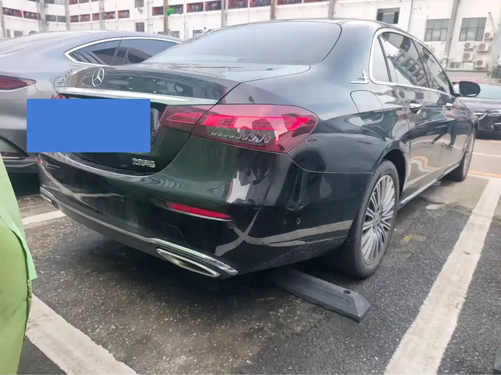 Mercedes-Benz E-Class 2021