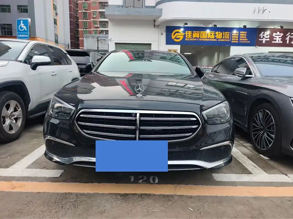 Mercedes-Benz E-Class 2021