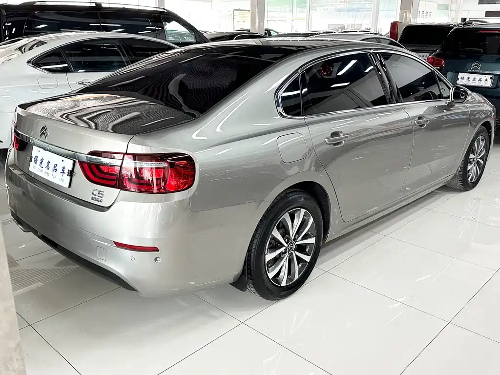 Citroën C6 2018 — фото 11