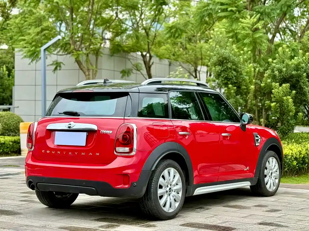 MINI Countryman 2018 — фото 9