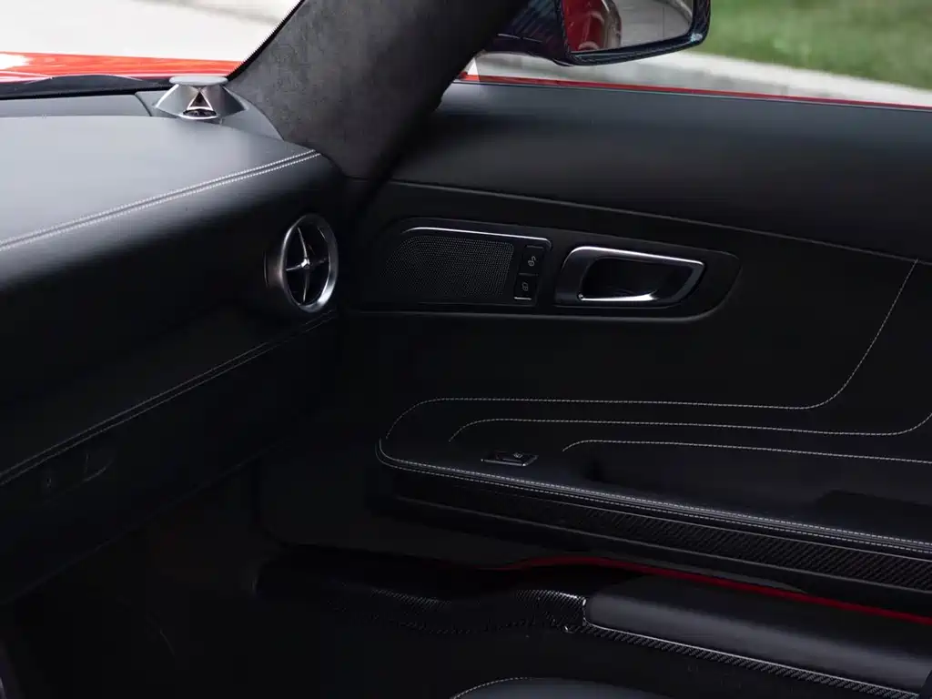 Mercedes-Benz SLS AMG 2012 — фото 19
