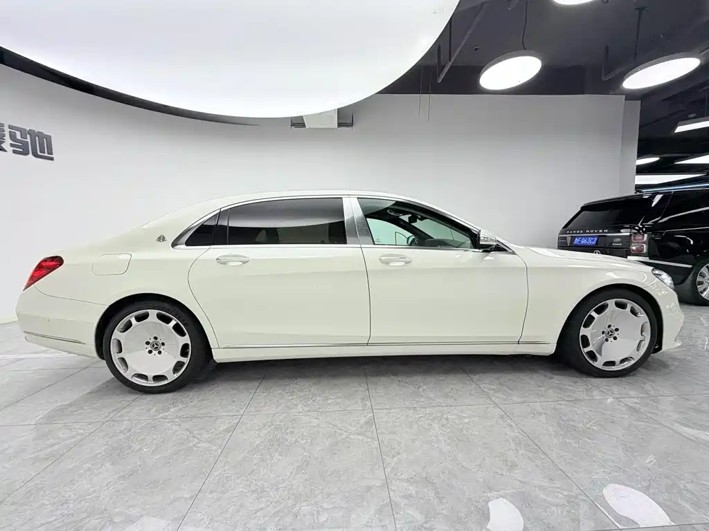 Mercedes-Benz Maybach S-Class 2015