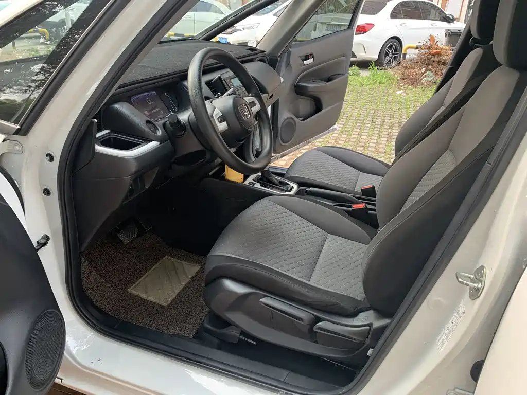 Honda Fit 2023 — фото 9