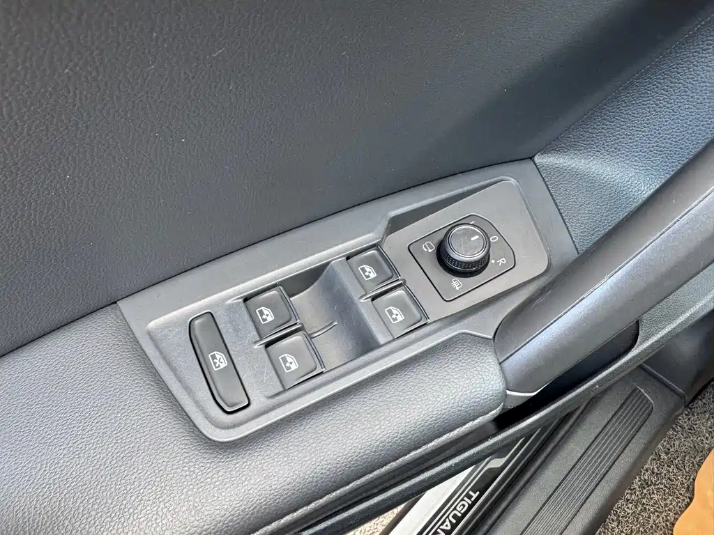 Volkswagen Tiguan L 2021 — фото 25