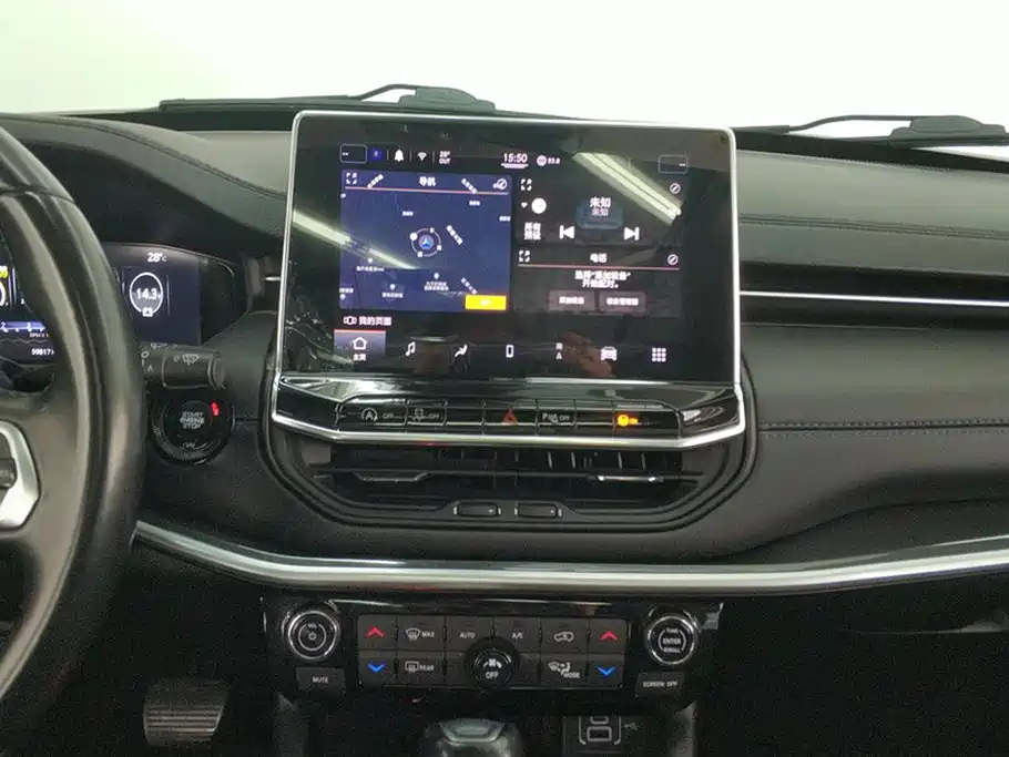 Jeep Compass 2022 — фото 12