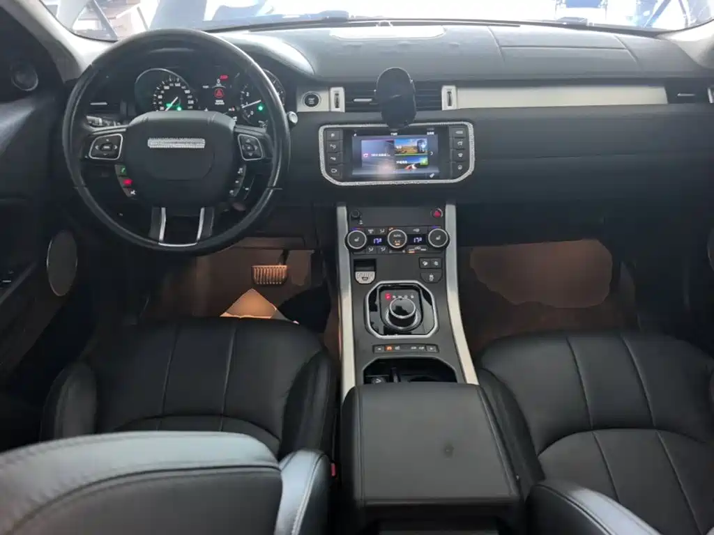 Land Rover Range Rover Evoque 2018 — фото 10