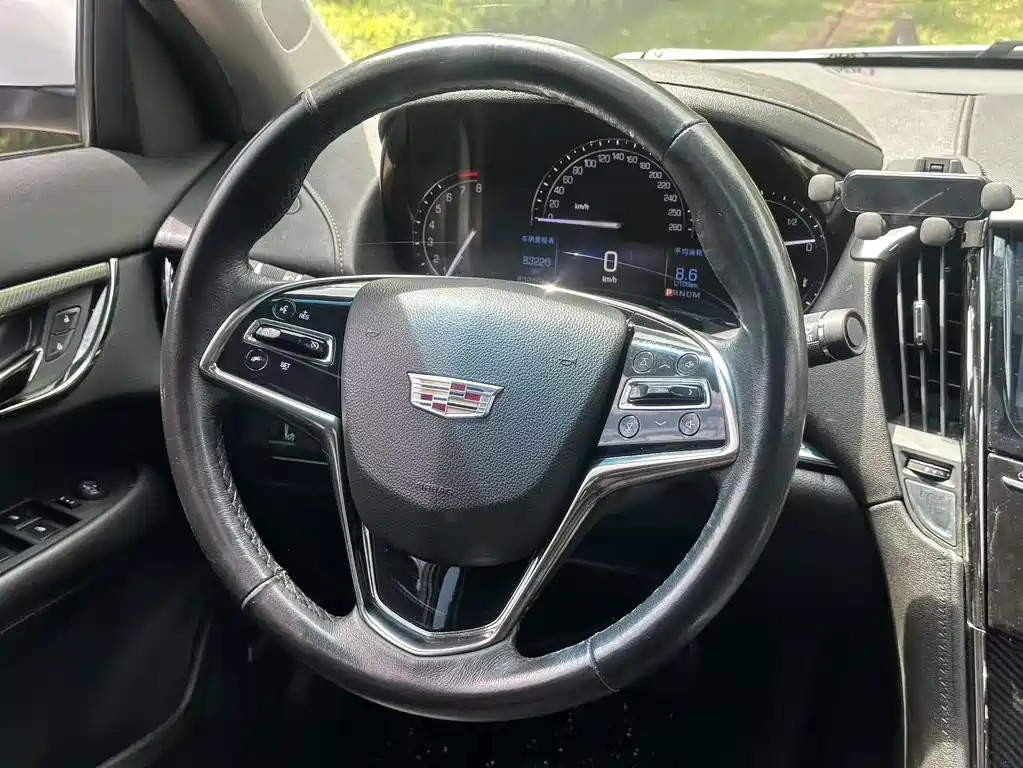 Cadillac ATS-L 2019 — фото 16