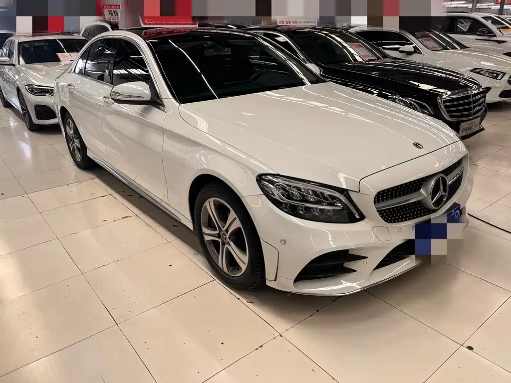 Mercedes-Benz C-Class 2019